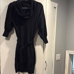 Stylish Black Knit Pullover